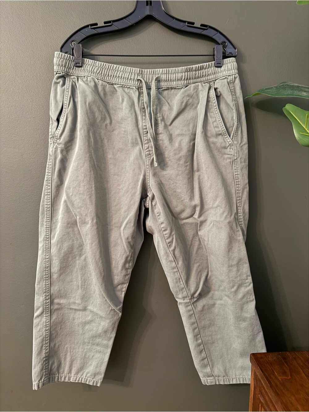 Zara Light Green Cropped Drawstring Chinos